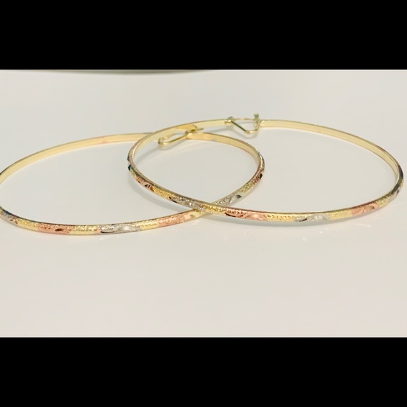 💎❣️THREE TONES HOOPS❣️💎 - Picture 8 of 9